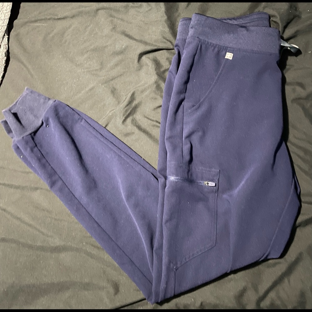 Figs Navy Zamora Jogger TALL